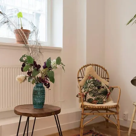Apartment Weesper Studio 2 *